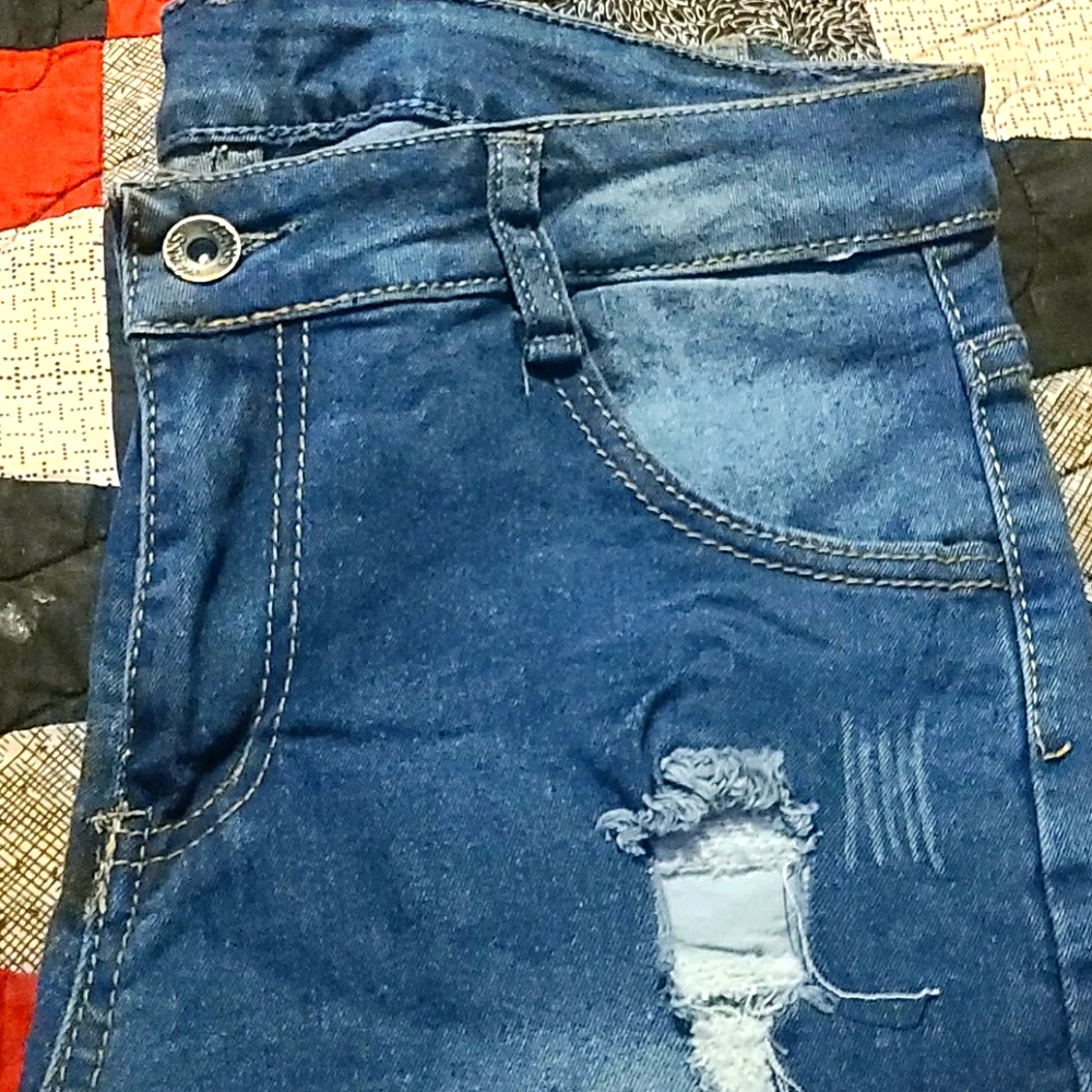 Jean Capri pants
